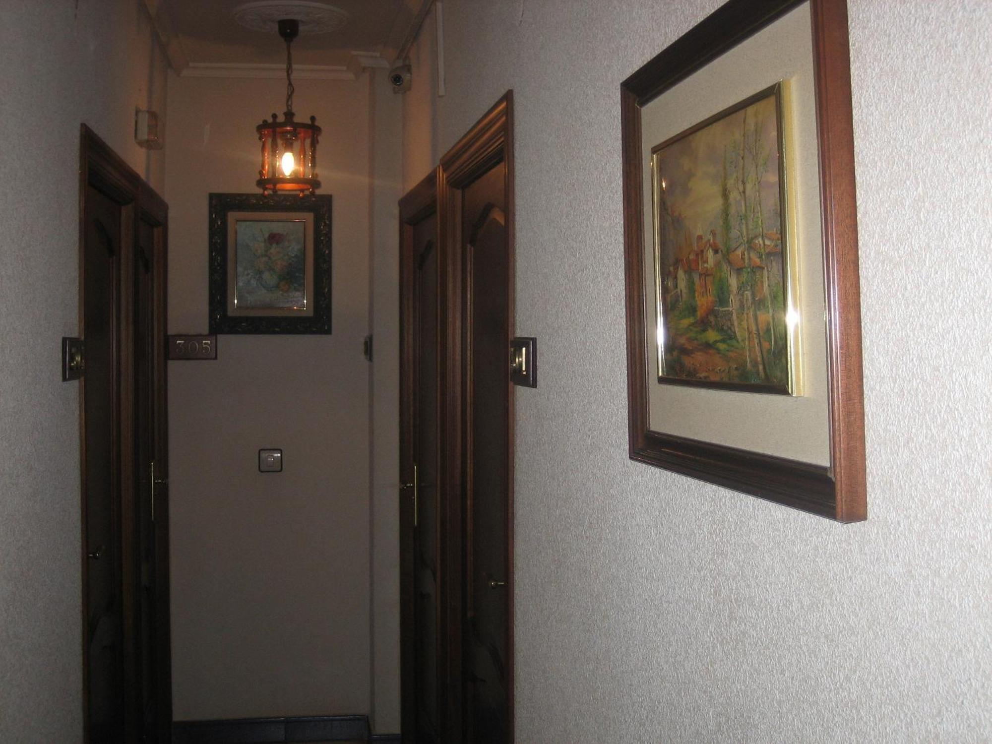 Hostal Restaurante La Trucha Бенавенте Екстер'єр фото