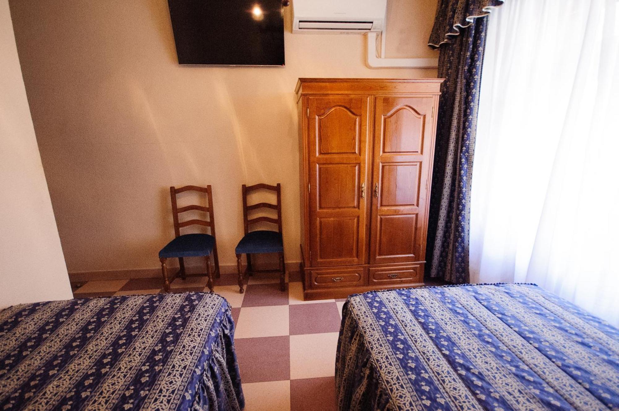 Hostal Restaurante La Trucha Бенавенте Номер фото