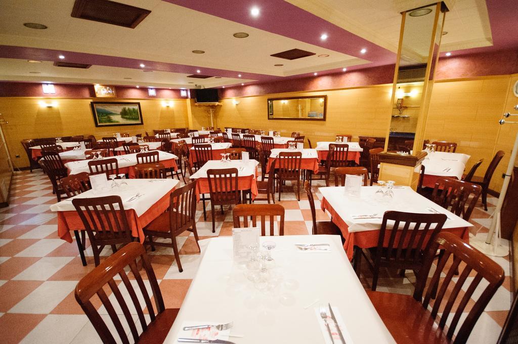 Hostal Restaurante La Trucha Бенавенте Екстер'єр фото